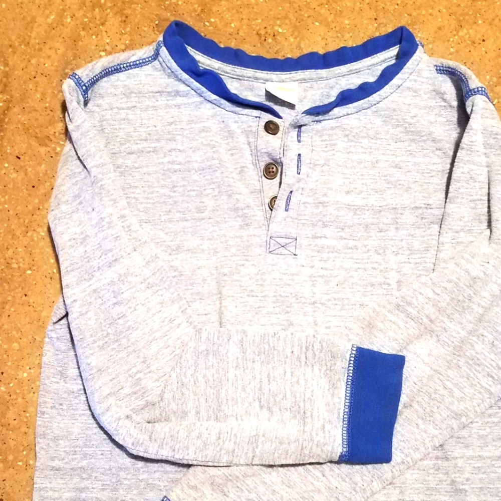 GYMBOREE BOY LONG SLEEVE TSHIRT